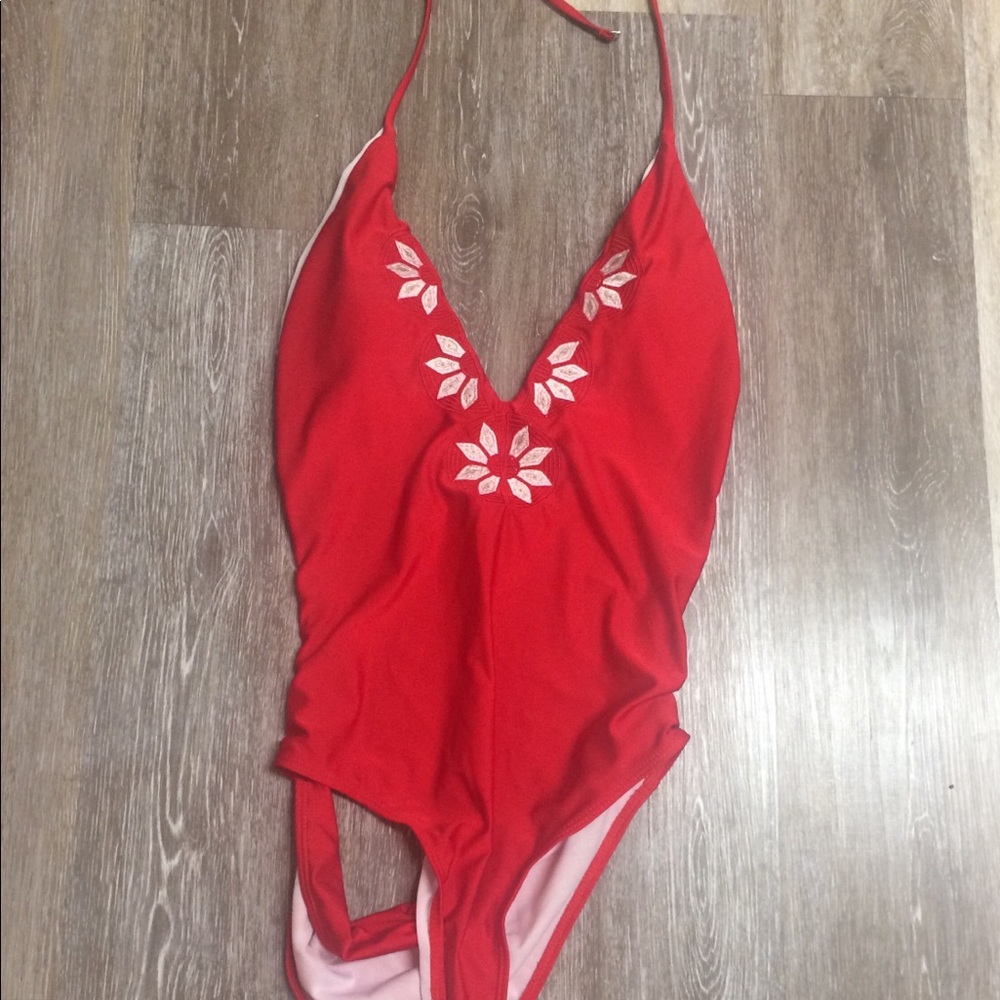 Red cupshe floral print bathing suit